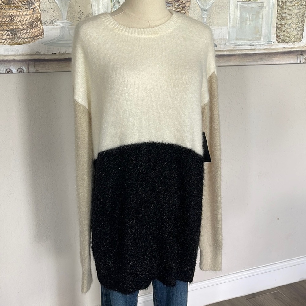 NWT A.N.A Colorblock Sweater Tunic ✨ sz Medium